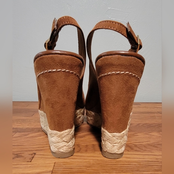 NWT IN BOX Brash Wedges - Picture 3 of 5